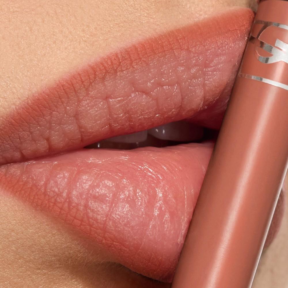 YSL LOVENUDE KISS SHAPER (DELINEADOR DE LABIOS)